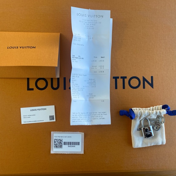 Louis Vuitton Porte-Documents Voyage PM with box and lock / keys! - Picture 2 of 9